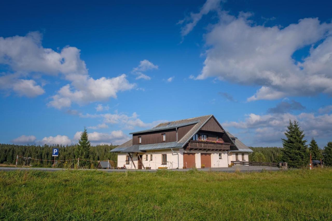 Horska Kvilda - Ubytovani U Chvalu Экстерьер фото